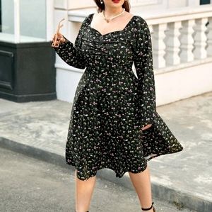 Floral Retro Vintage Pinup Style Dress